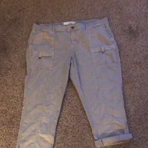Capris size 22W